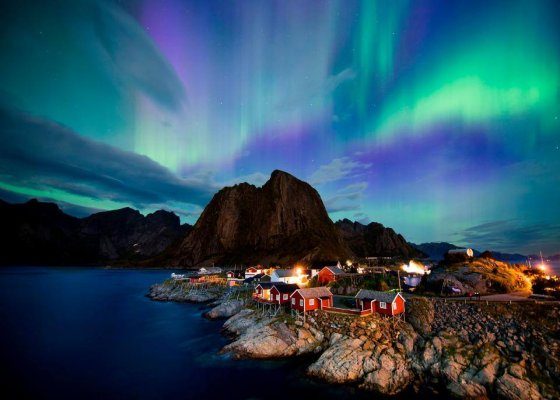 စကမ္ဘာပေါ်မှာ အလှဆုံးသော Aurora Borealis ကို မြင်တွေ့နိုင်မယ့် နော်ဝေက Lofoten ကျွန်း