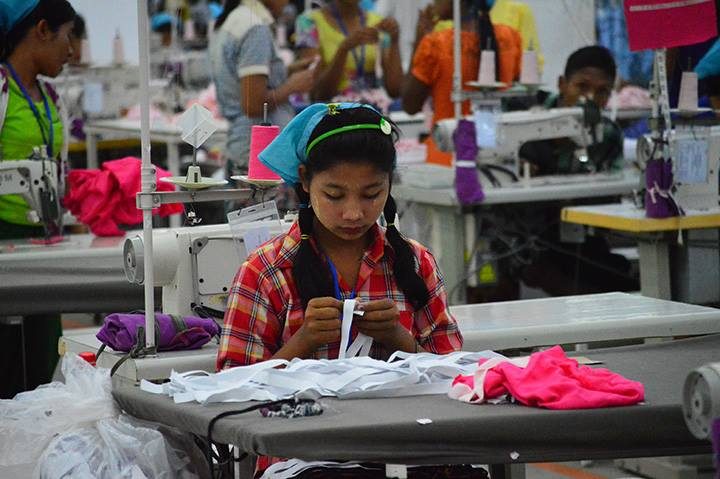 စကိုရိုနာကြောင့် အလုပ်လက်မဲ့ ဖြစ်သွားသူများ ကျန်းမာရေးစောင့်ရှောက်မှု တစ်နှစ်ခံစားခွင့်ရှိ